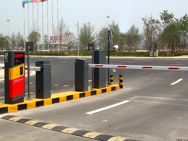 小區(qū)車輛怎么管理？智能停車場(chǎng)系統(tǒng)助力小區(qū)車輛管理