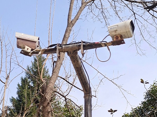 西安安防監(jiān)控安裝公司為您解析監(jiān)控?cái)z像頭供電方式